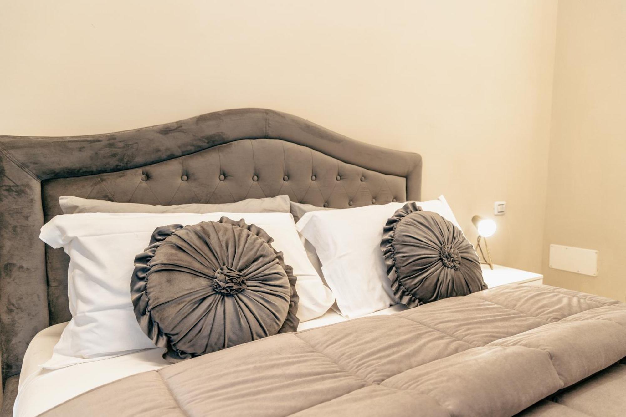 Ruins De Charme B&B Luxury Pompei Bagian luar foto